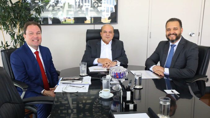 CAPA - Foto Renato Alves (1)