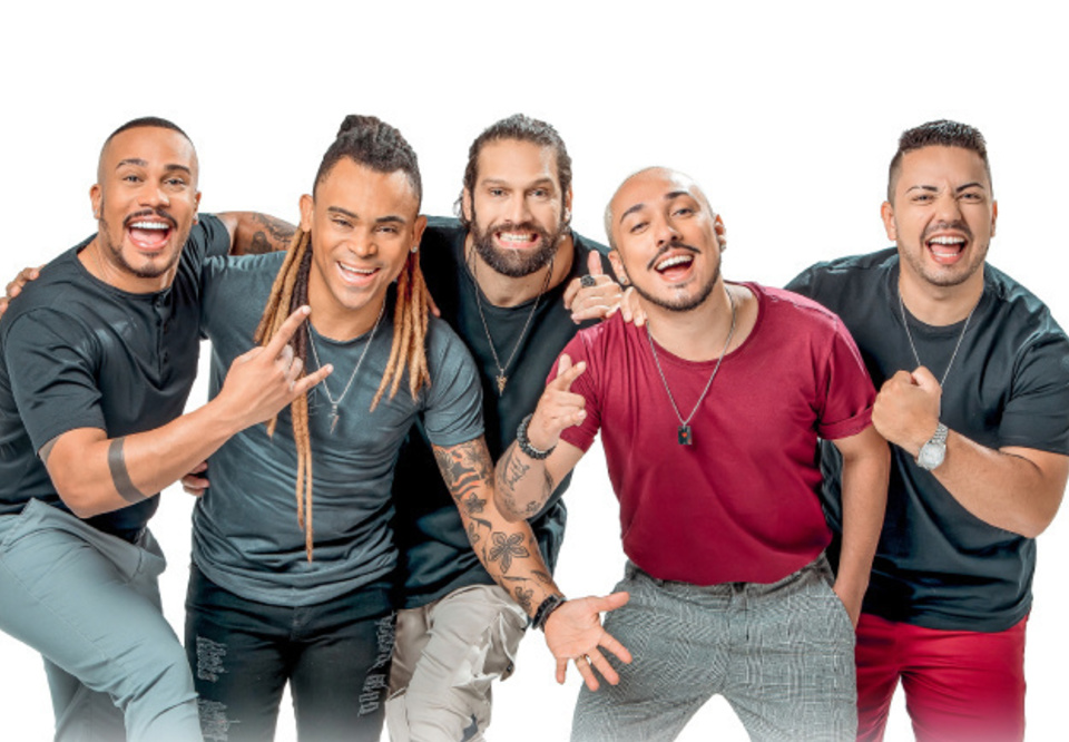 Foto de divulgação do grupo Aketu